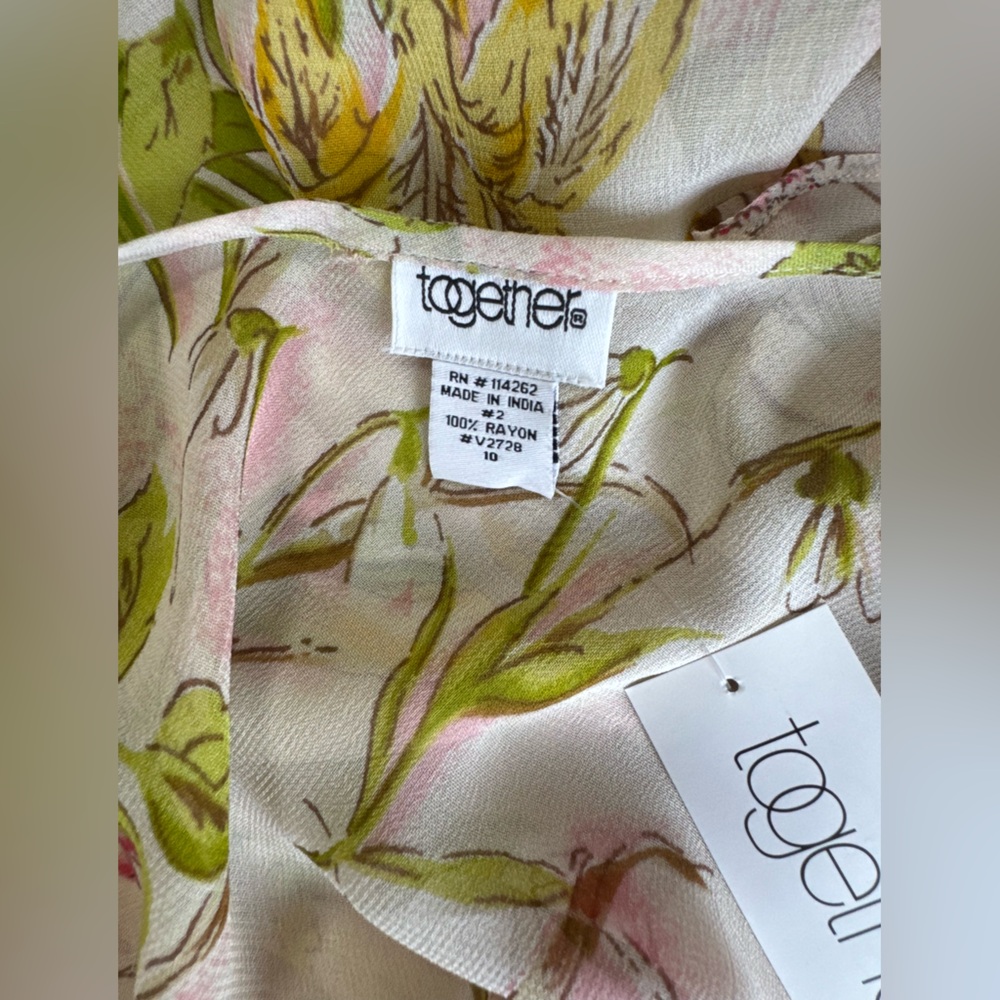 Sheet Floral Elegance Blouse - image 8